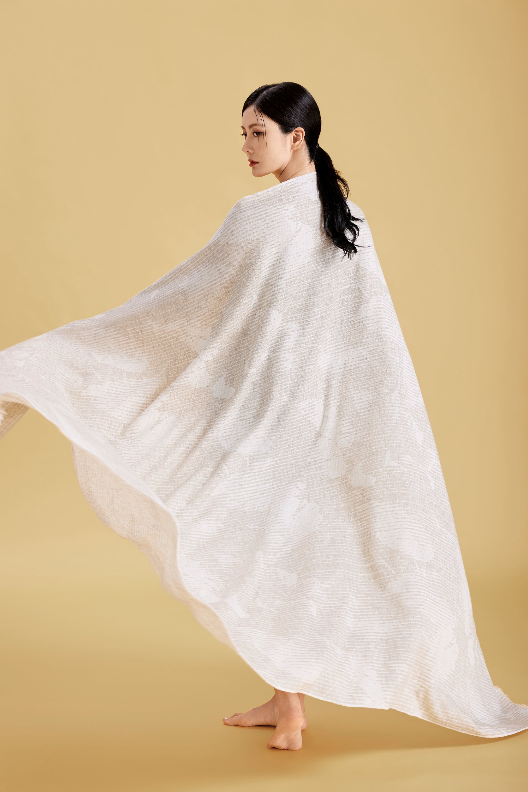 Yunqi Linen Throw Blanket