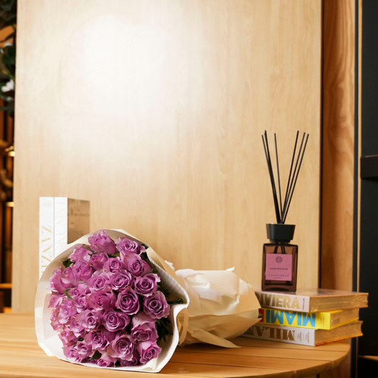 باقة من الورود الصغيرة الأرجوانية