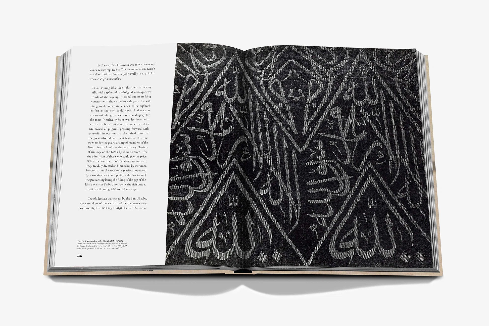 ASSOULINE Hajj and the Arts of Pilgrimage Book