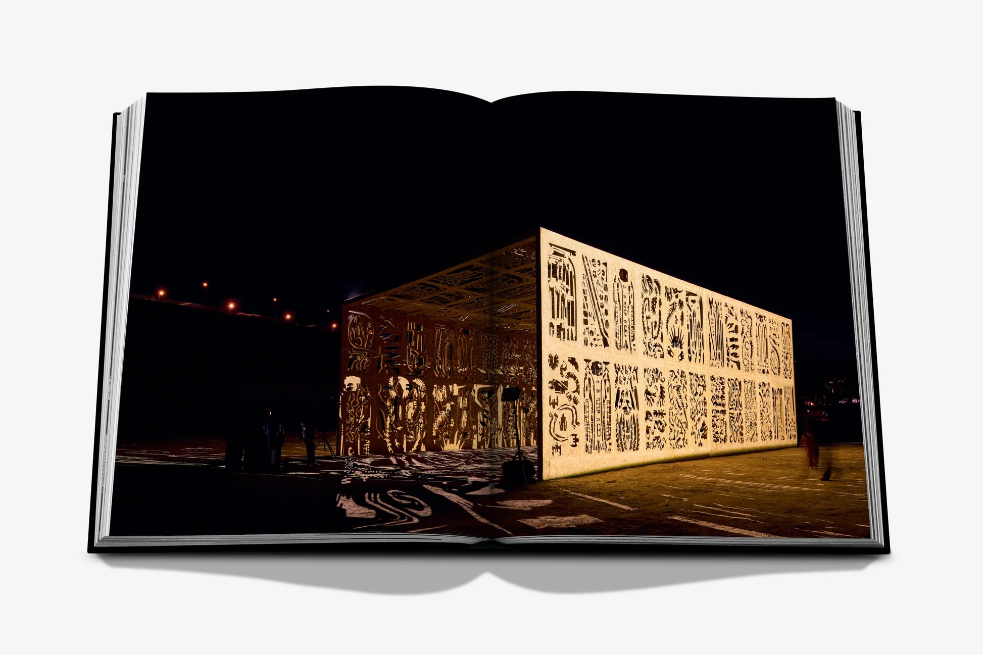 Noor Riyadh: A New Visual Culture (Classic)