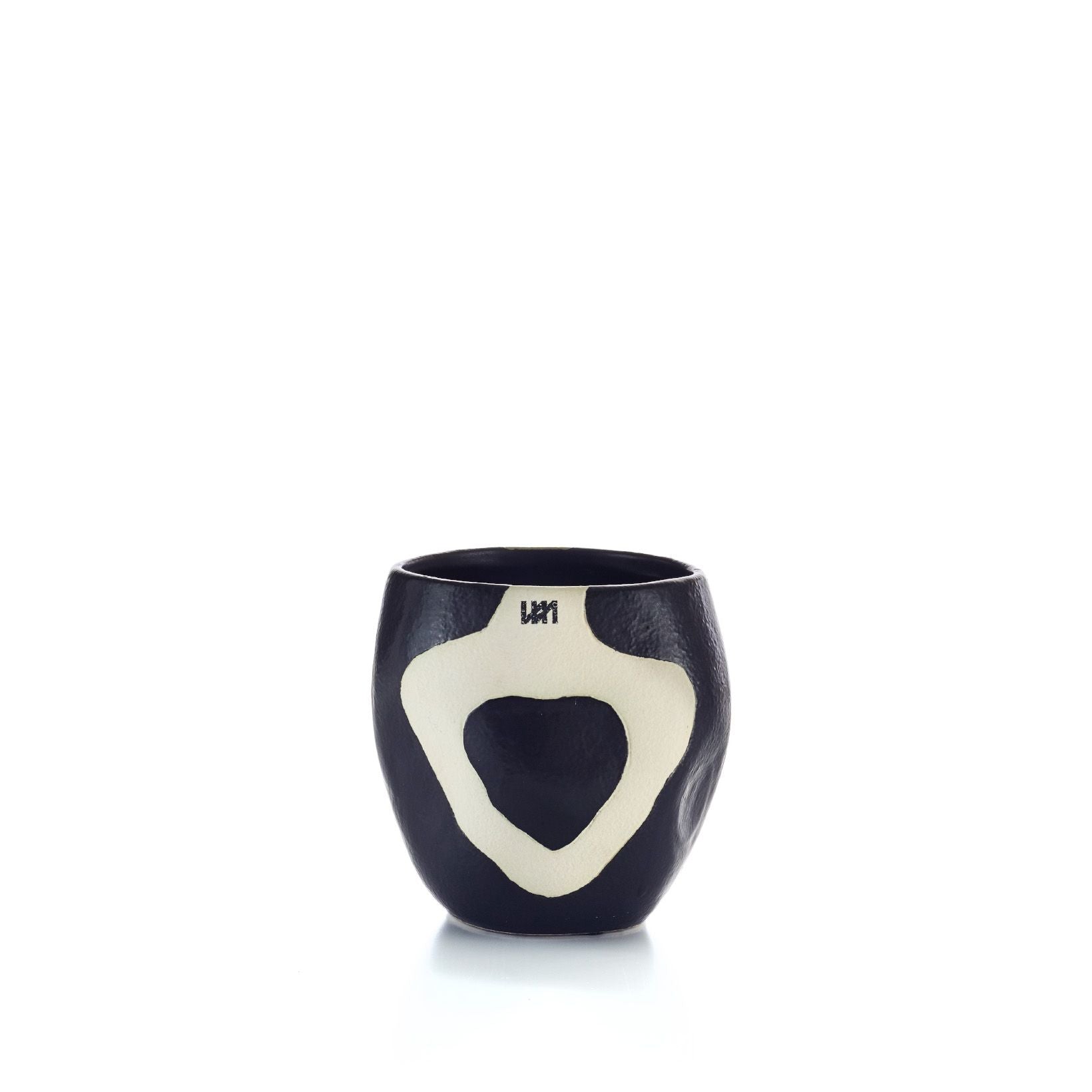 Cape Artistic Black Candle