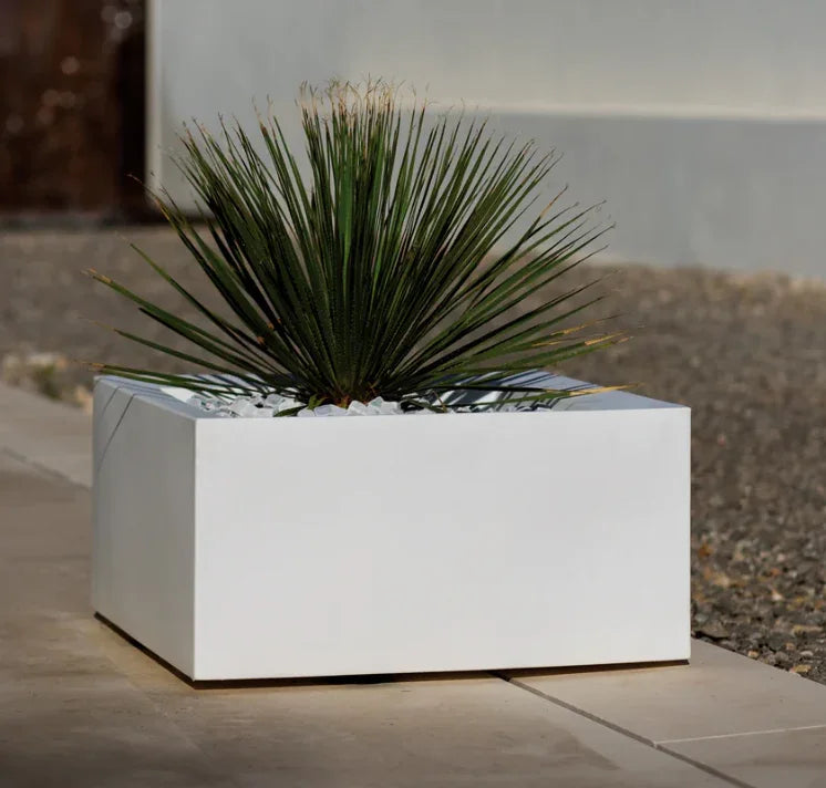 VONDOM Land Small White Pot