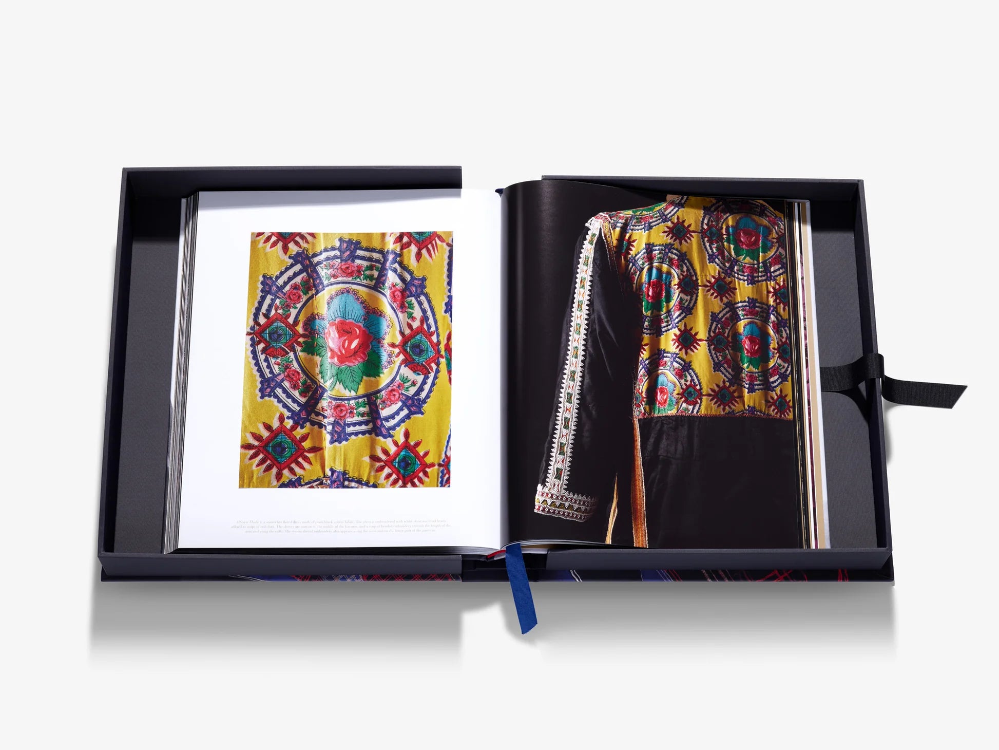 Costumes of Saudi Arabia: A Heritage of Fashion