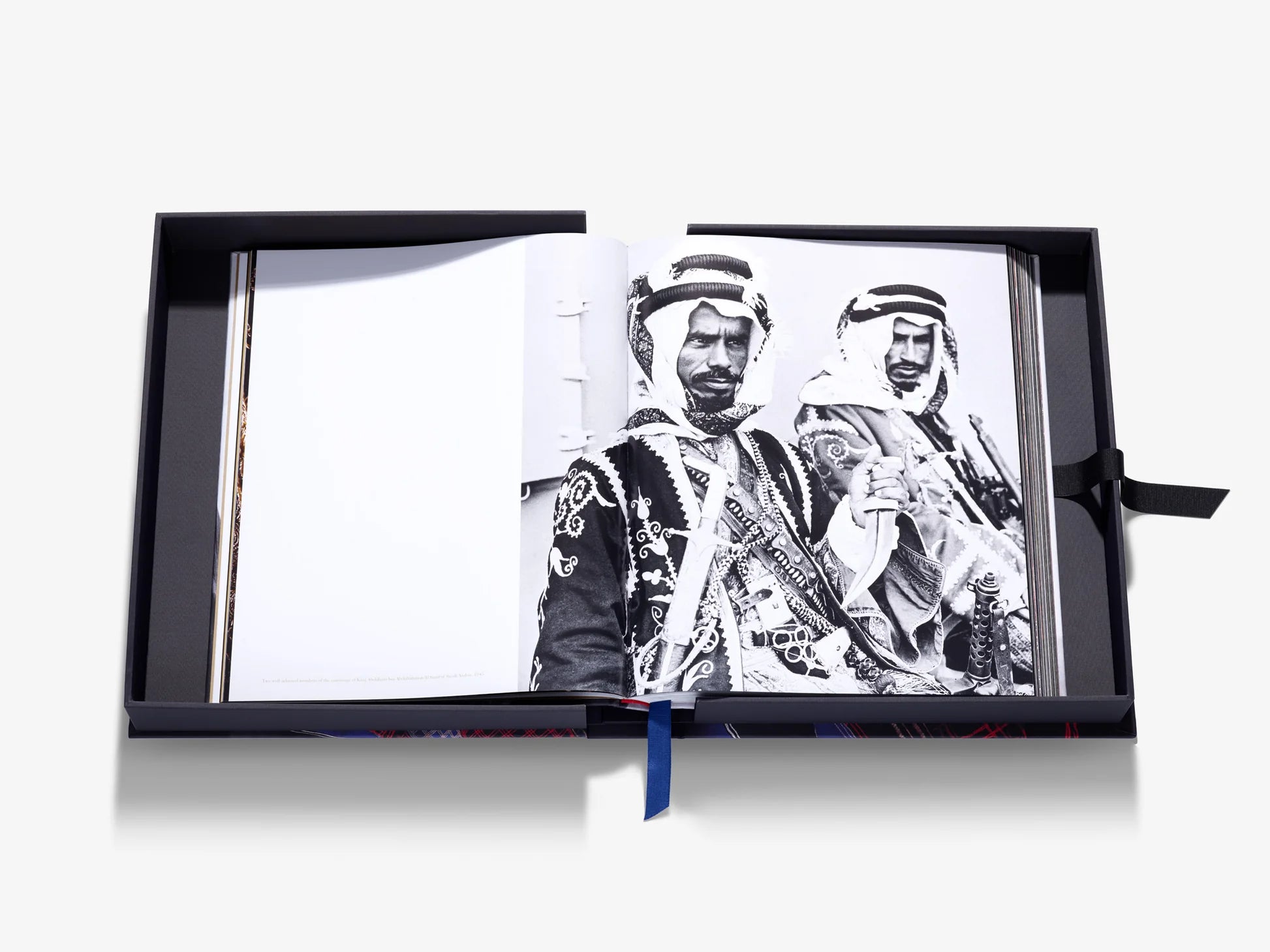 Costumes of Saudi Arabia: A Heritage of Fashion