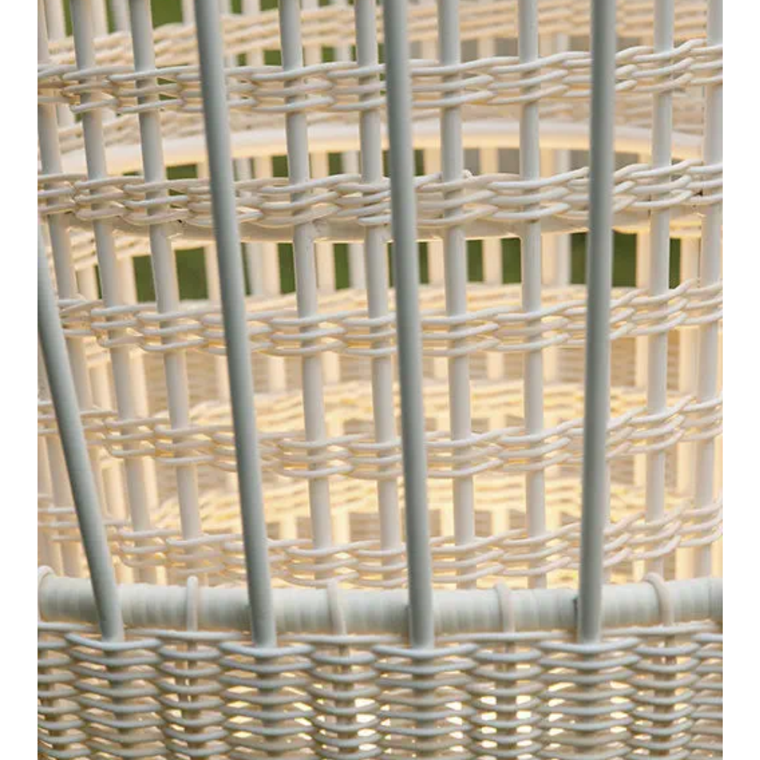 وعاء POINT MIST الأبيض المتوسط