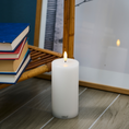 Load image into Gallery viewer, SIRIUS Sillie Small White LED Block Candle
