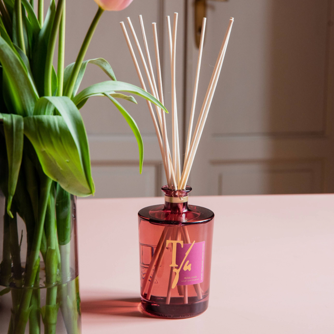 فواحة عطر روز عود من تياترو - 250 مل