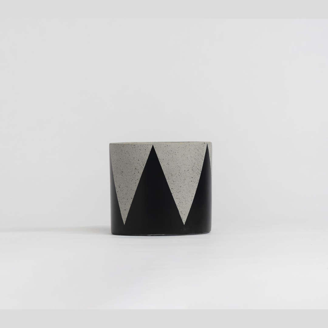 ROSIE POTTERY Black Angle 30x28 L