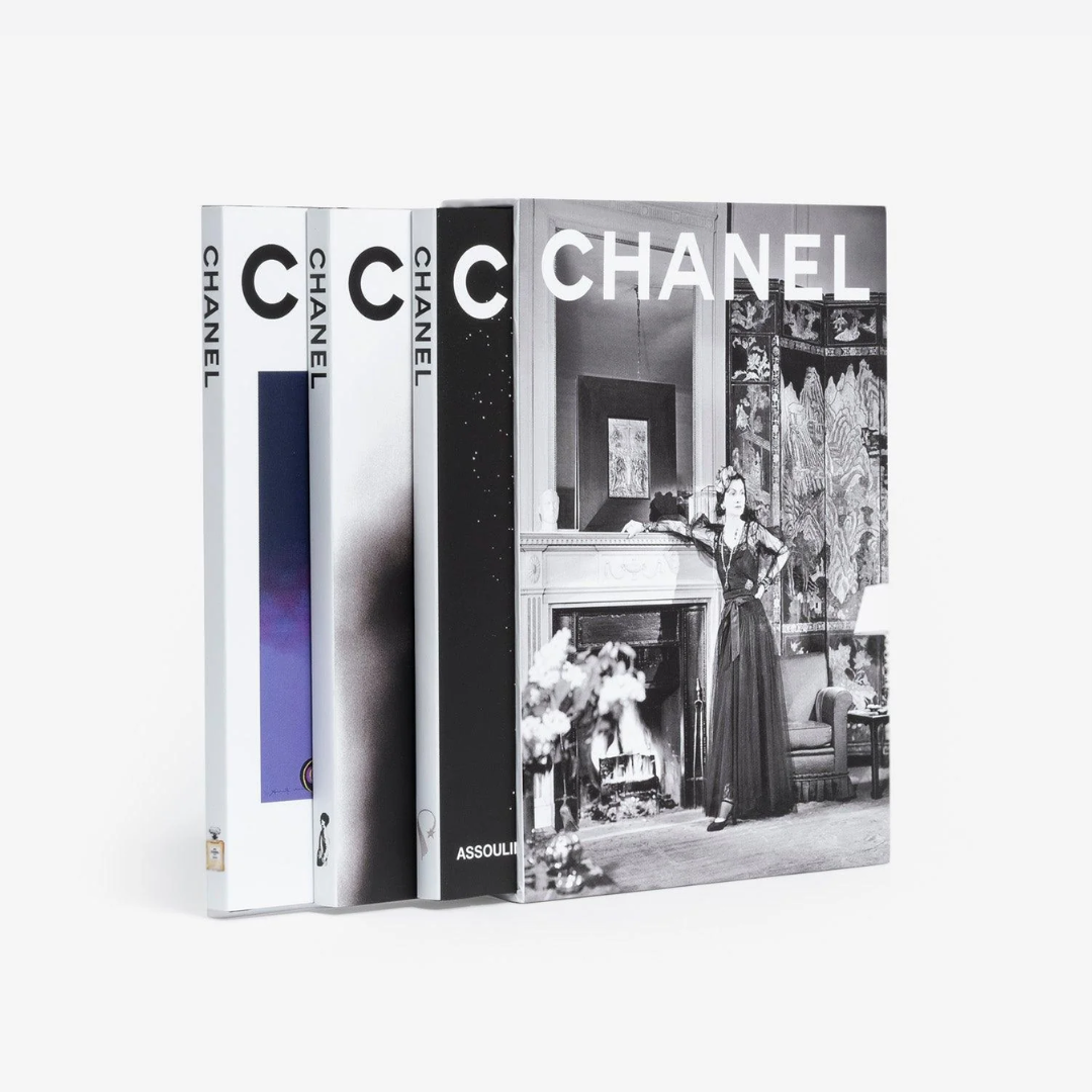 مجموعة ASSOULINE Chanel المكونة من ثلاثة كتب: أزياء، مجوهرات، عطور