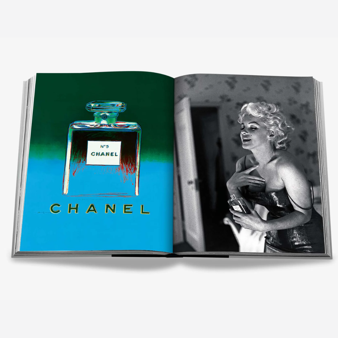 مجموعة ASSOULINE Chanel المكونة من ثلاثة كتب: أزياء، مجوهرات، عطور