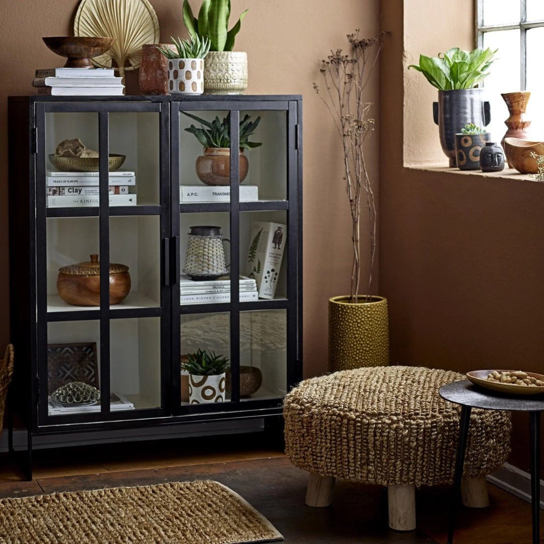 طاولة جانبية كايلي بلاك من بلومينغفيل